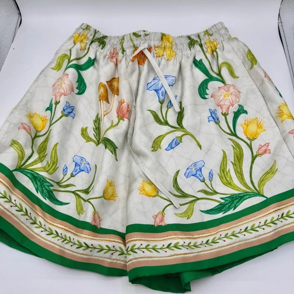 NWT Casablanca Paris Silk Women’s Shorts in L'Arche Fleurie Floral Whimsical NEW